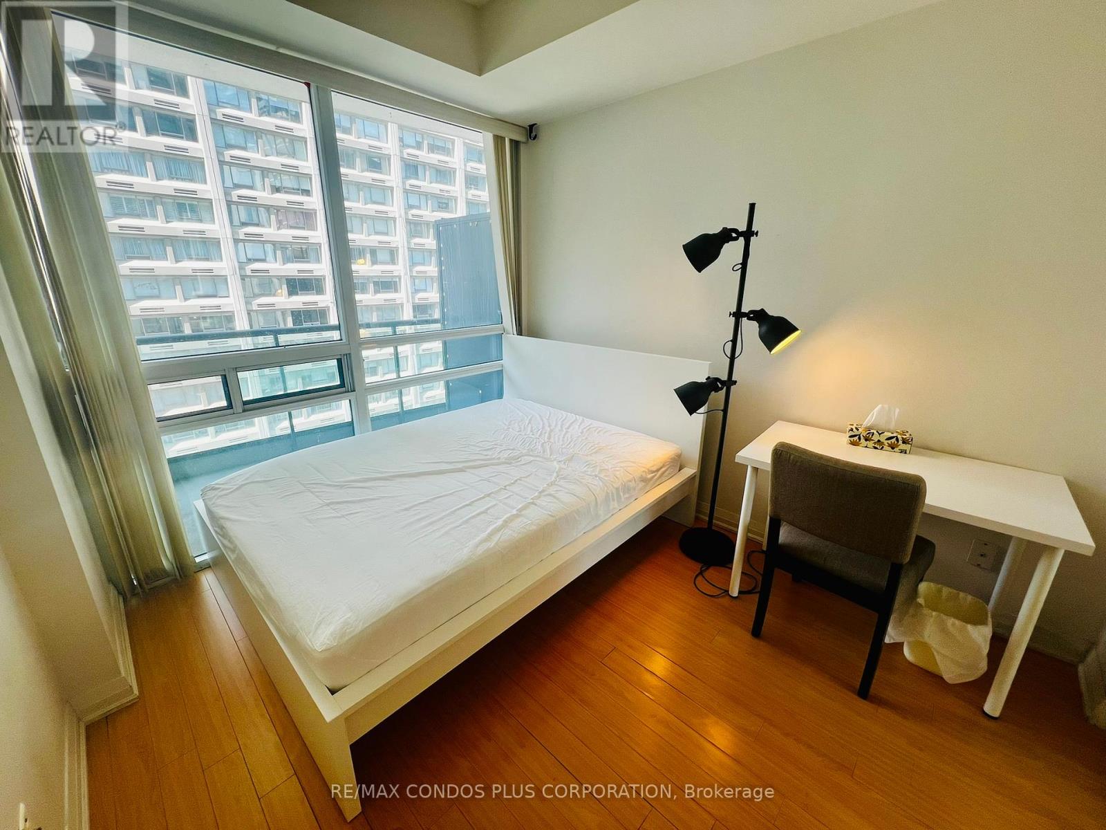 1005 - 1121 Bay Street, Toronto, Ontario  M5S 3L9 - Photo 5 - C13234526