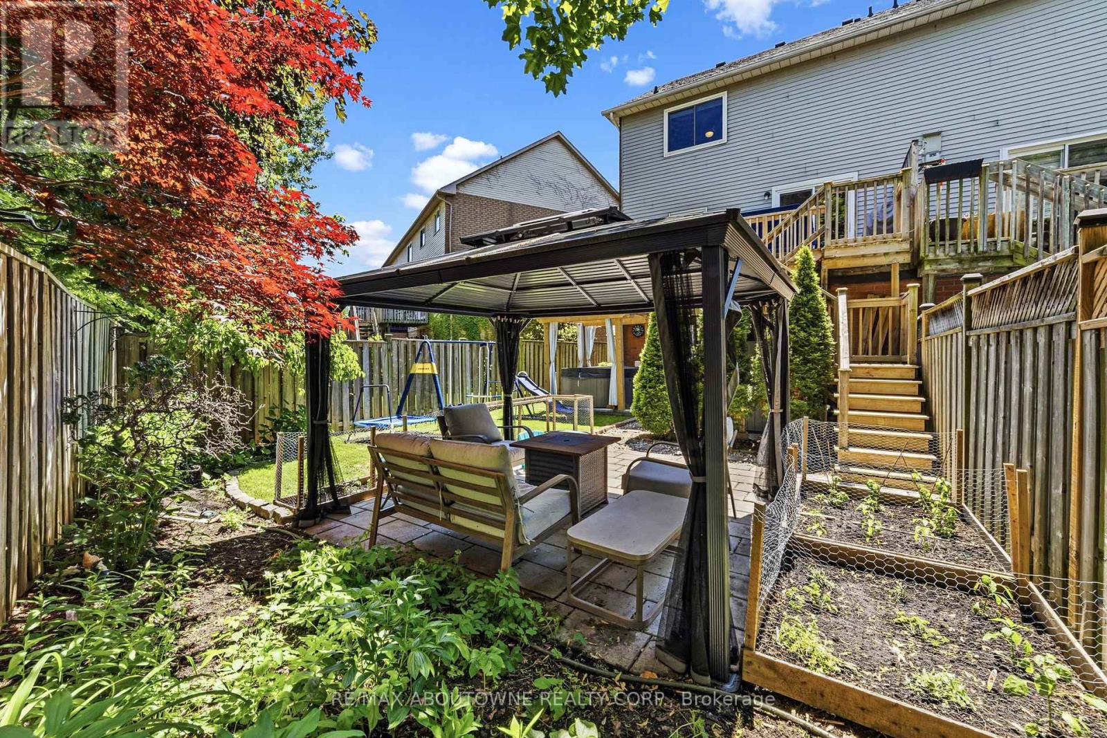 2355 Strawfield Court, Oakville, Ontario  L6H 6C1 - Photo 28 - W13236372