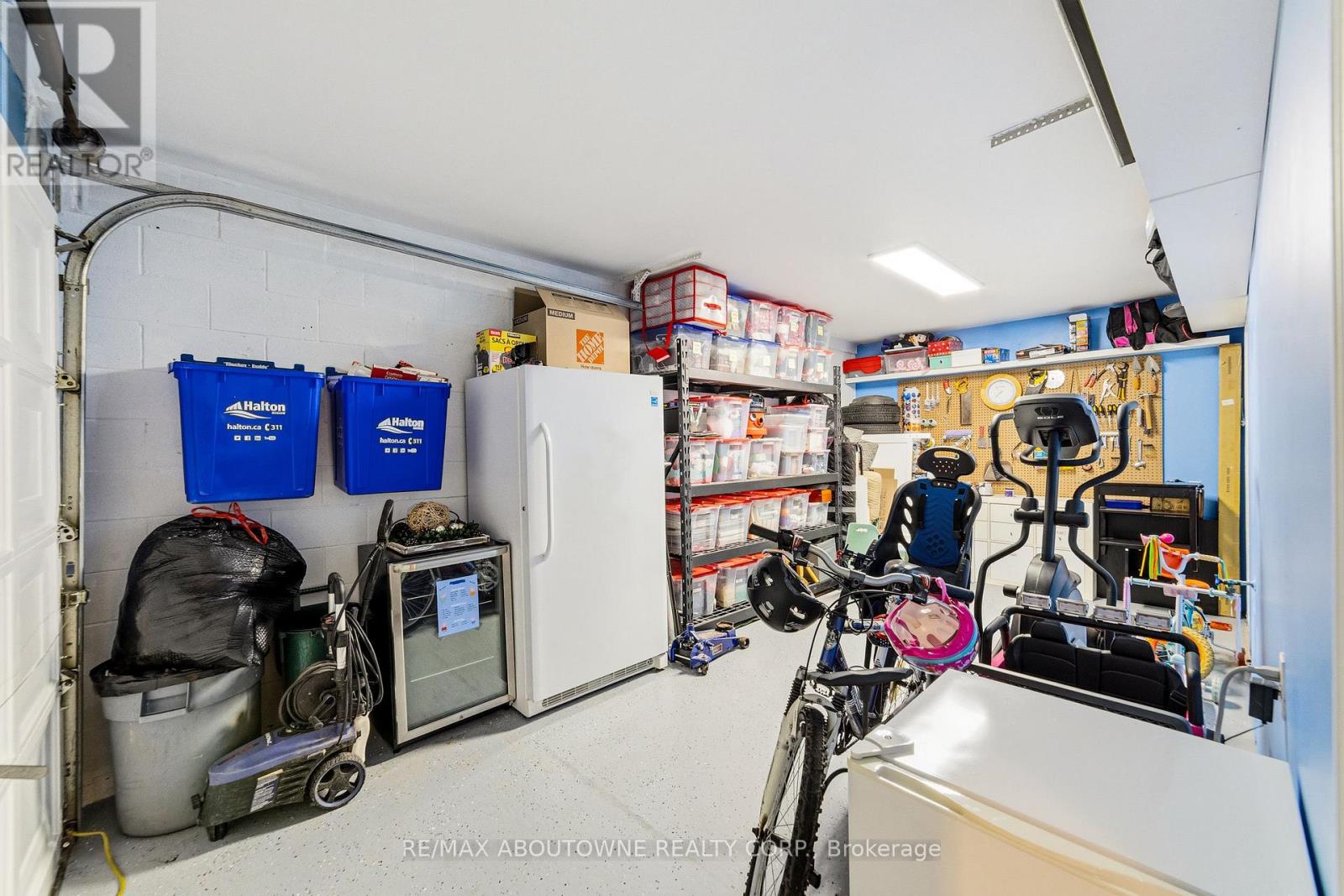 2355 Strawfield Court, Oakville, Ontario  L6H 6C1 - Photo 30 - W13236372