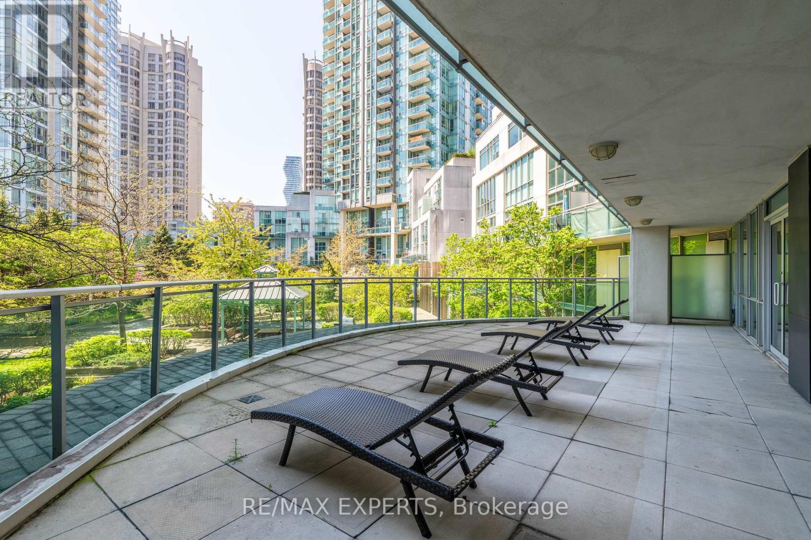 401 - 220 Burnhamthorpe Road, Mississauga, Ontario  L5B 4N4 - Photo 24 - W13236386