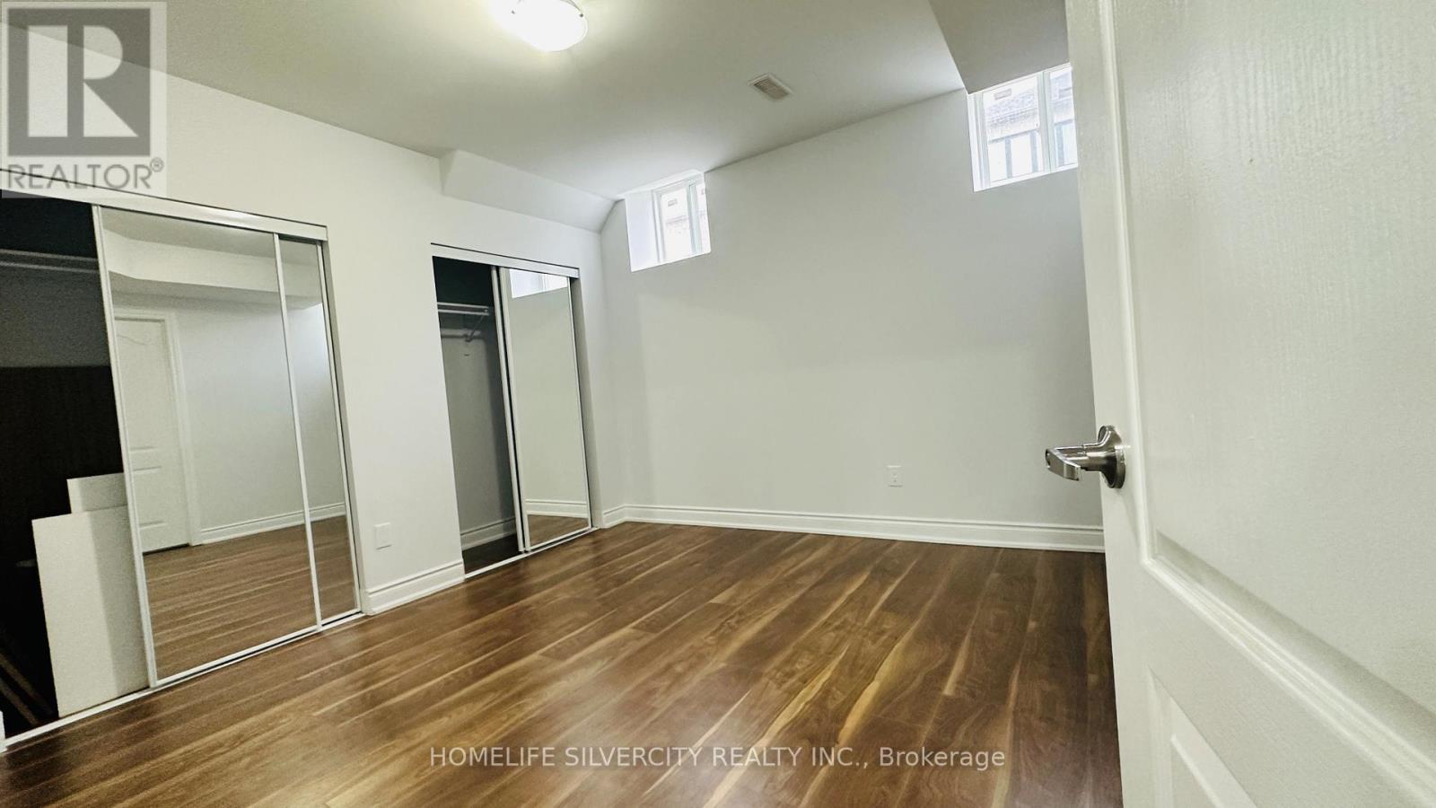 Bsmnt - 5 Valleyway Drive, Brampton, Ontario  L6X 0E4 - Photo 10 - W13236392