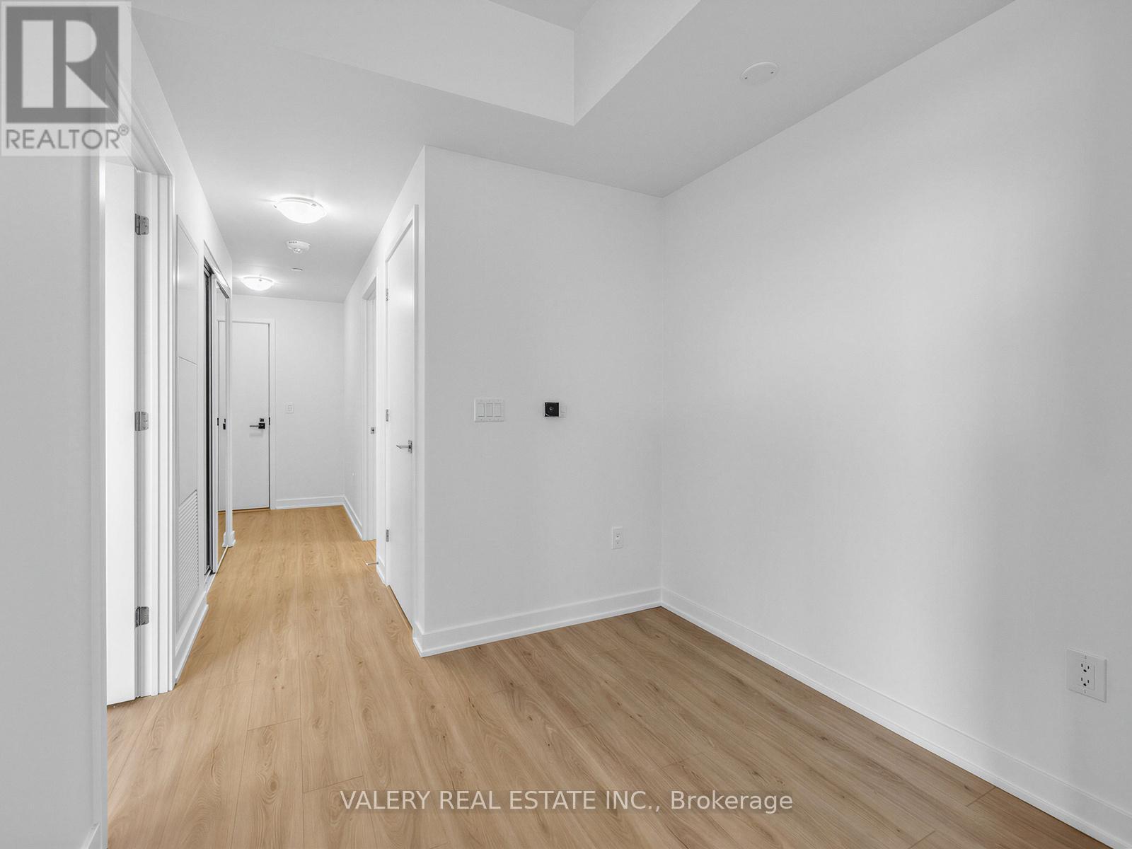 Ph01 - 500 Plains Road E, Burlington, Ontario  L7T 0C8 - Photo 11 - W13236404