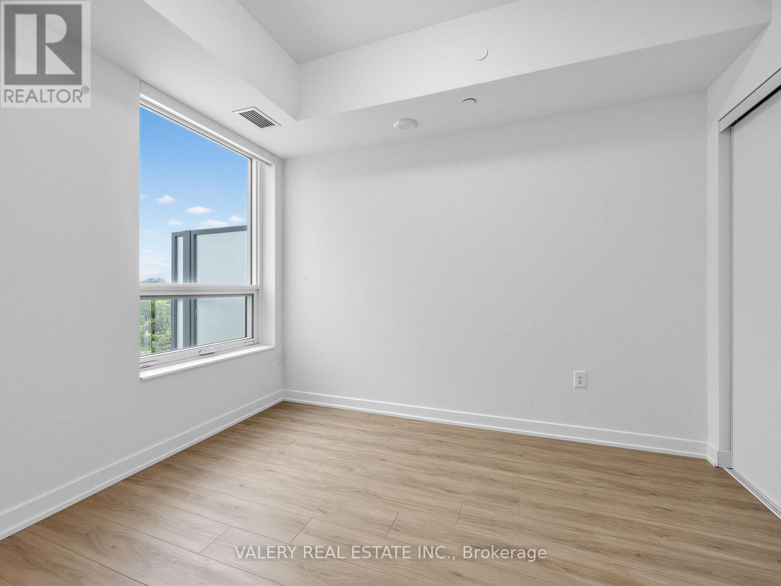 Ph01 - 500 Plains Road E, Burlington, Ontario  L7T 0C8 - Photo 12 - W13236404