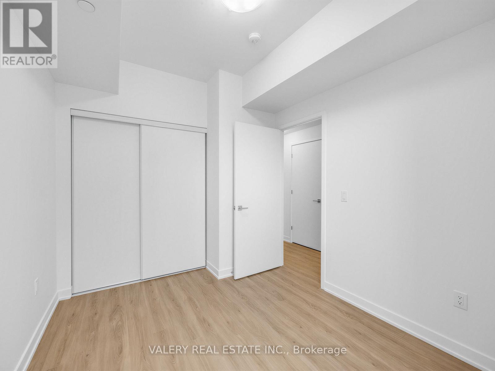 Ph01 - 500 Plains Road E, Burlington, Ontario  L7T 0C8 - Photo 13 - W13236404