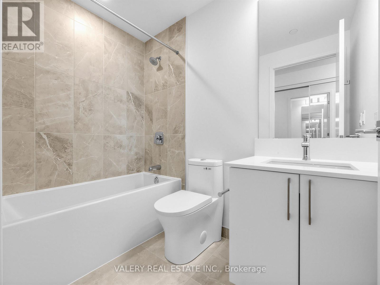 Ph01 - 500 Plains Road E, Burlington, Ontario  L7T 0C8 - Photo 14 - W13236404