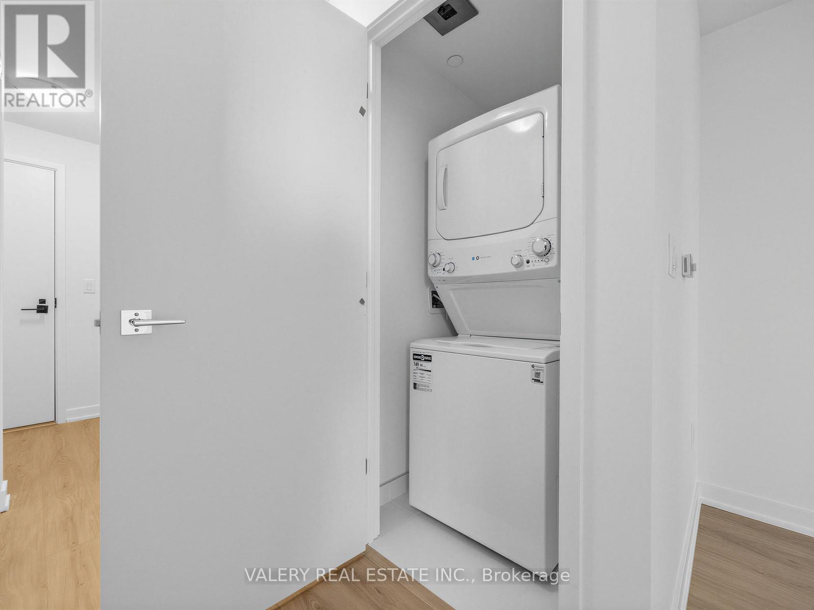 Ph01 - 500 Plains Road E, Burlington, Ontario  L7T 0C8 - Photo 16 - W13236404