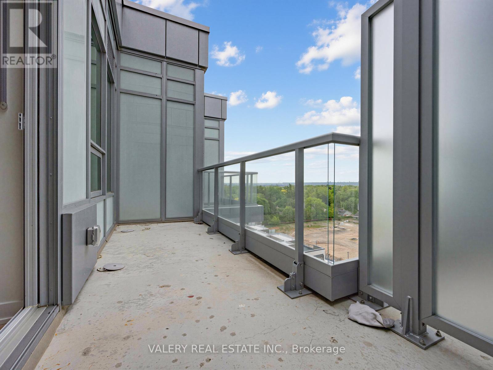 Ph01 - 500 Plains Road E, Burlington, Ontario  L7T 0C8 - Photo 17 - W13236404