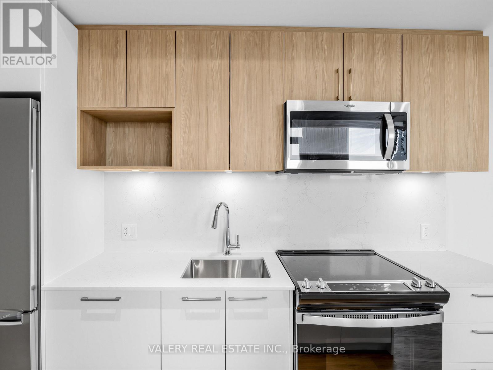 Ph01 - 500 Plains Road E, Burlington, Ontario  L7T 0C8 - Photo 7 - W13236404