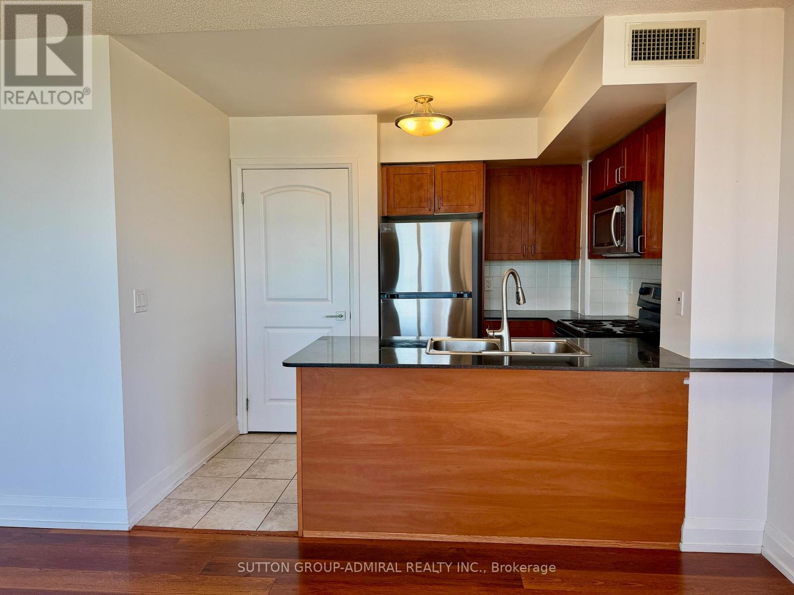 705 - 55 De Boers Drive, Toronto, Ontario  M3J 0G5 - Photo 5 - W13236430