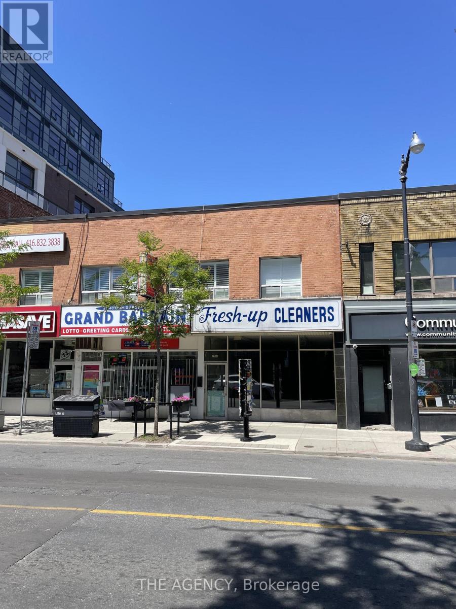 2936 Dundas Street W, Toronto, Ontario  M6P 1Y8 - Photo 14 - W13236442