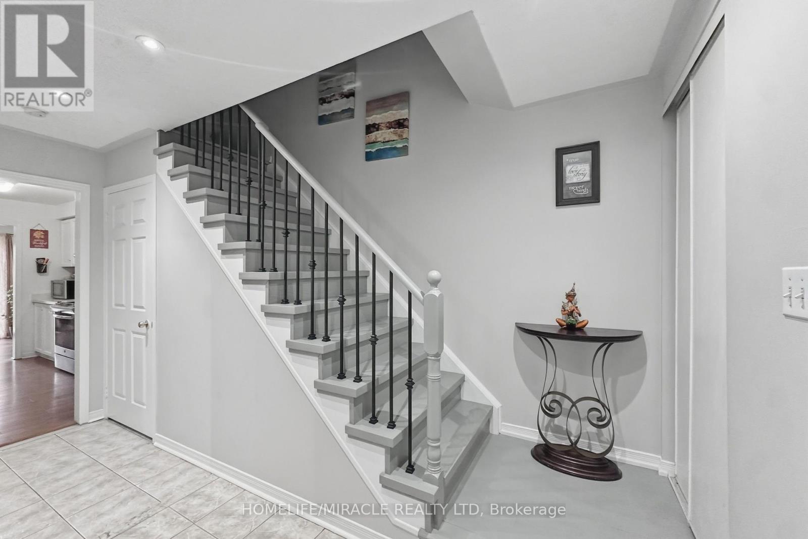 37 Prairie Rose Circle, Brampton, Ontario  L6R 1R6 - Photo 13 - W13236472