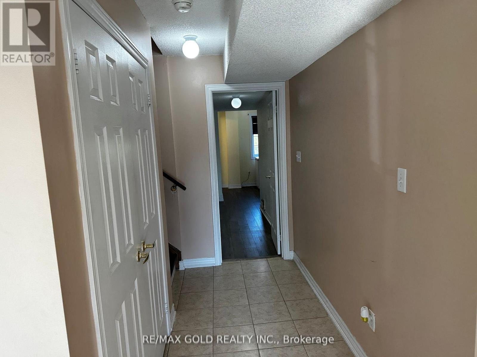50 Arizona Drive, Brampton, Ontario  L6Y 0R6 - Photo 12 - W13236616