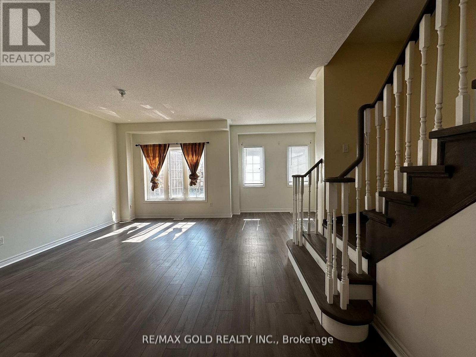 50 Arizona Drive, Brampton, Ontario  L6Y 0R6 - Photo 5 - W13236616