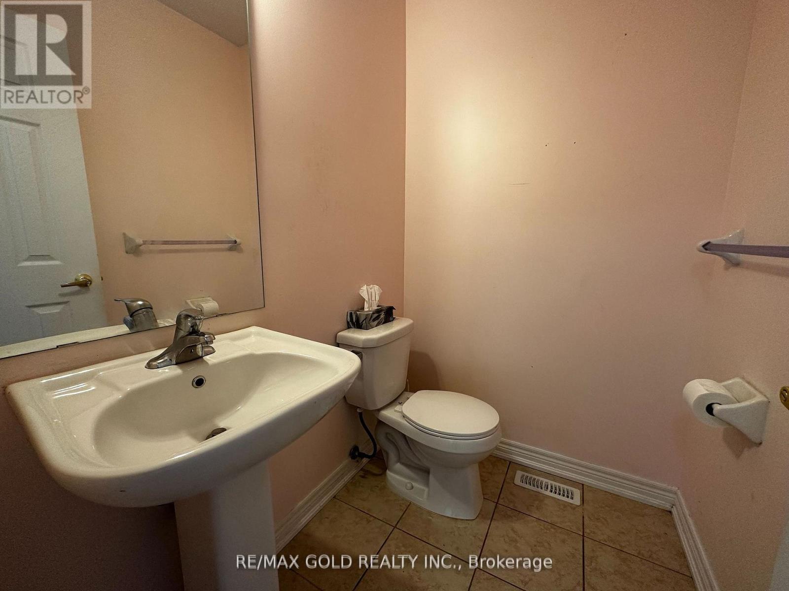 50 Arizona Drive, Brampton, Ontario  L6Y 0R6 - Photo 7 - W13236616