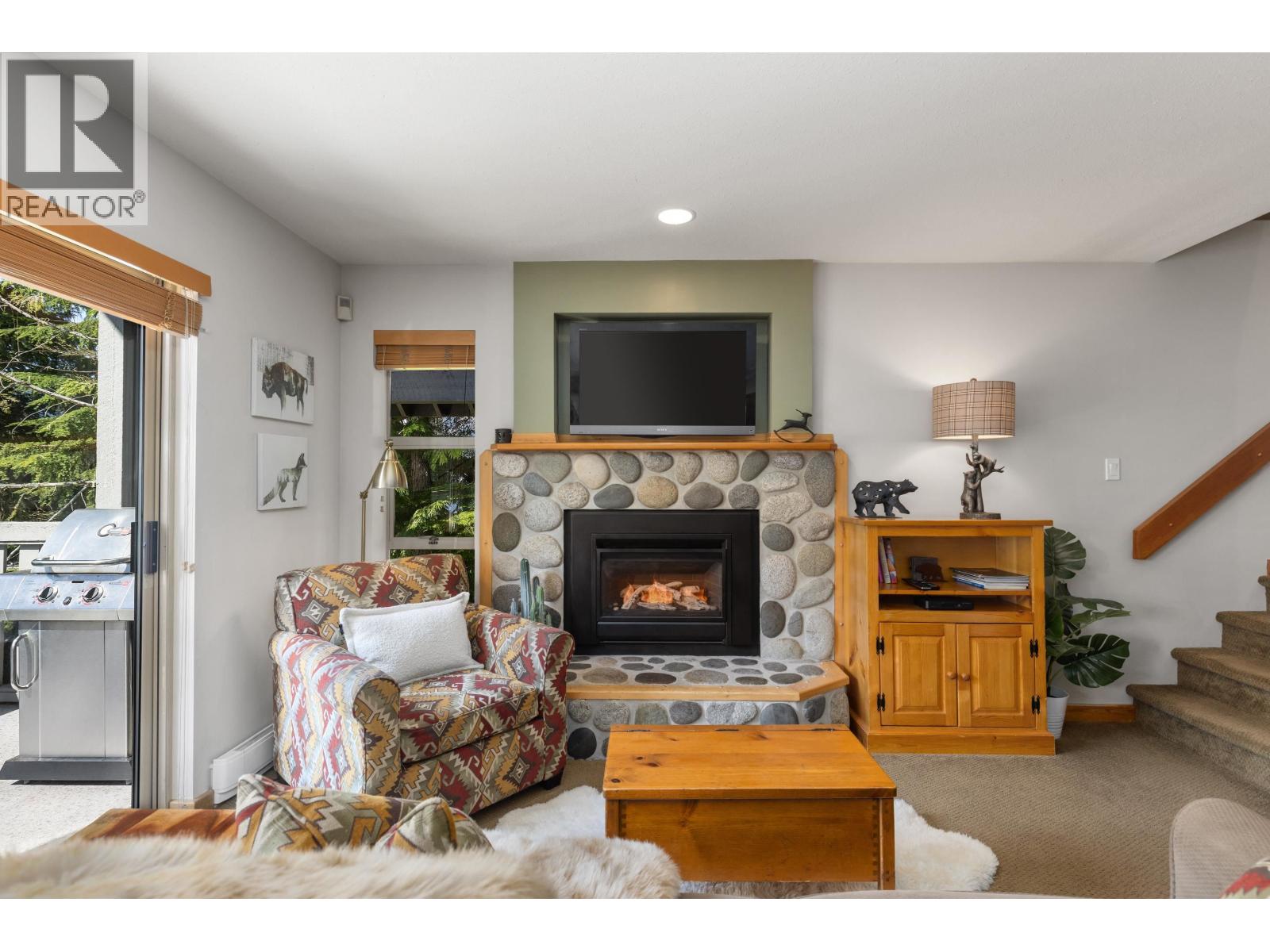 40 4737 Spearhead Drive, Whistler, British Columbia  V8E 1E7 - Photo 4 - R3131583