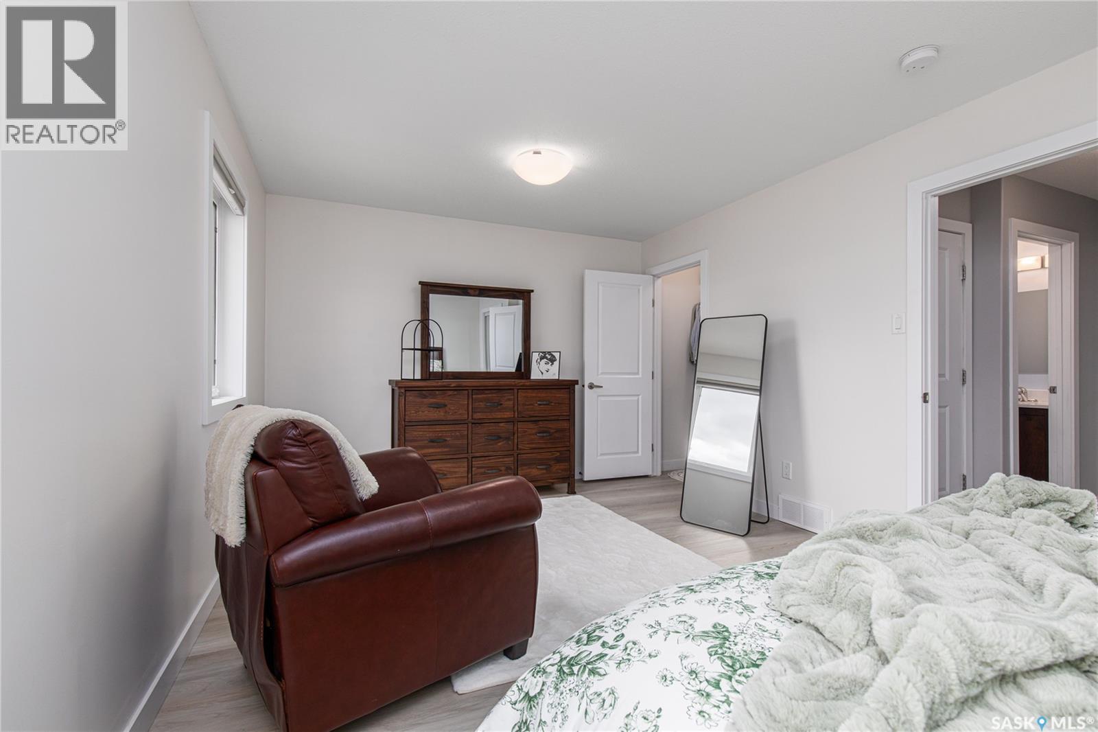 58 Brigham Road, Moose Jaw, Saskatchewan  S6K 0A7 - Photo 37 - SK038133