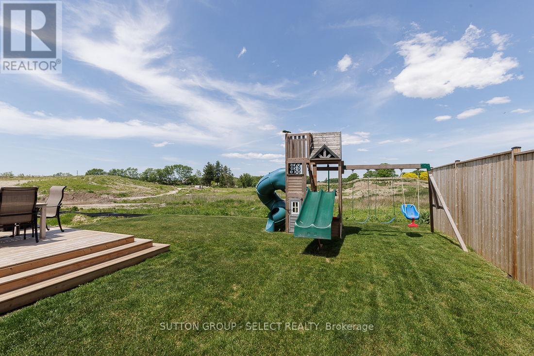 2539 Buroak Drive, London North, Ontario  N6G 3X7 - Photo 39 - X13236838