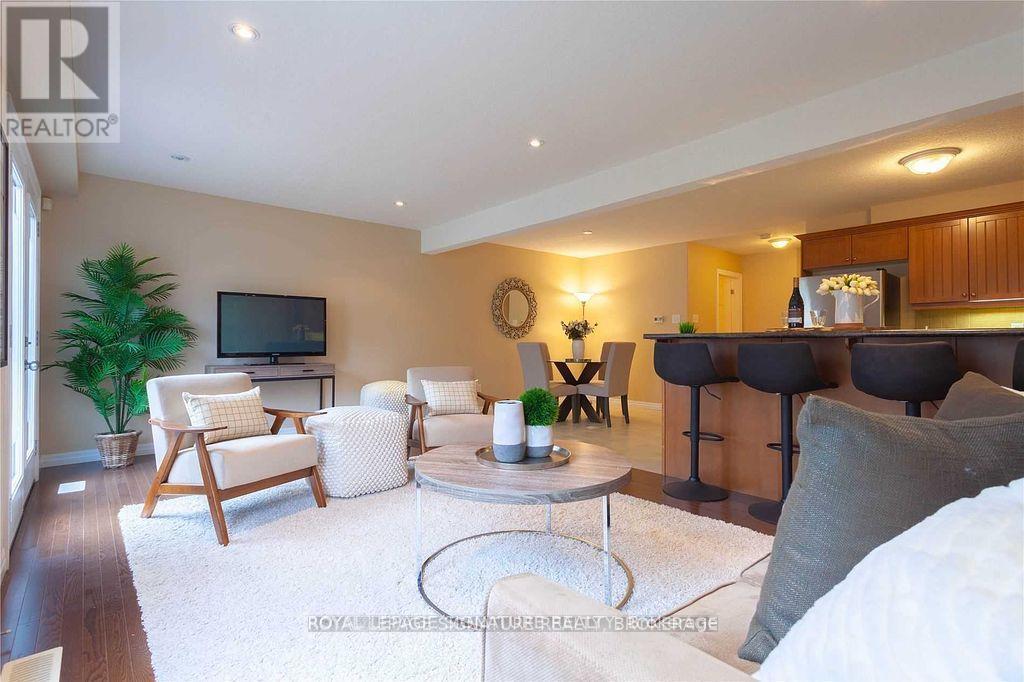 523 Windflower Crescent, Kitchener, Ontario  N2E 3T2 - Photo 9 - X13236518