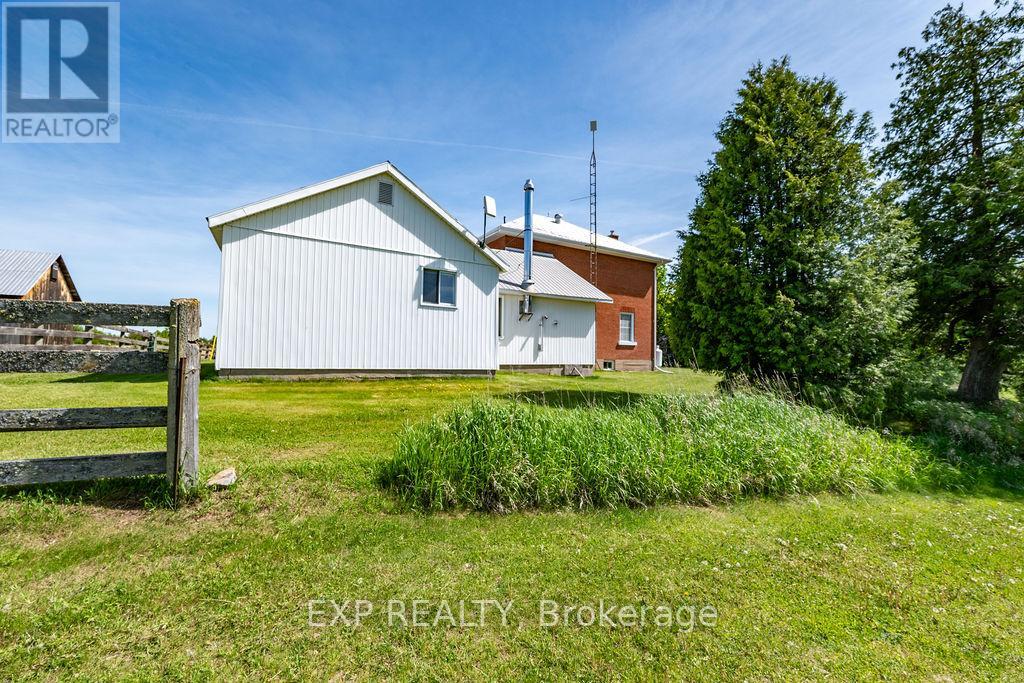1382 Lochwinnoch Road, Horton, Ontario  K7V 3Z4 - Photo 8 - X13082636