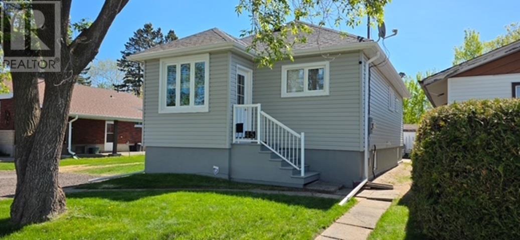 45 Kenogami Ave N, Thunder Bay, Ontario  P7A 6C8 - Photo 2 - TB2601284