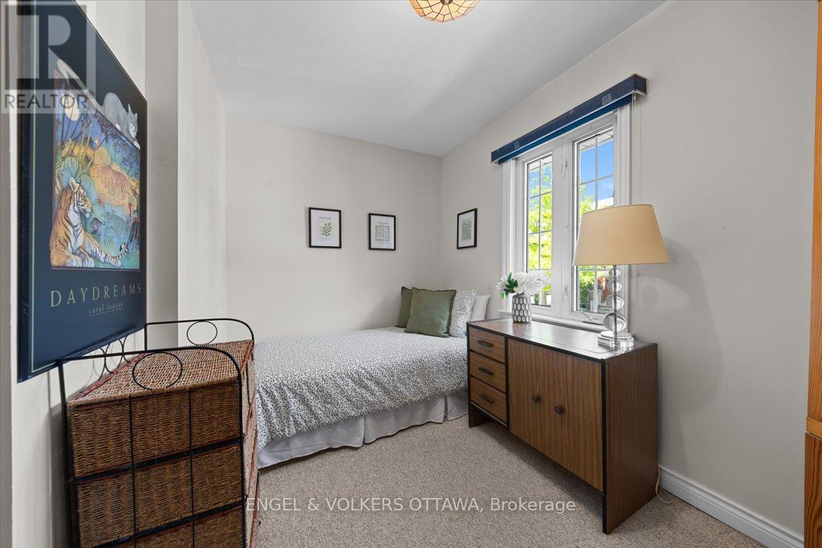 4 Allan Place, Ottawa, Ontario K1S 3T1 - Photo 22 - X13236780