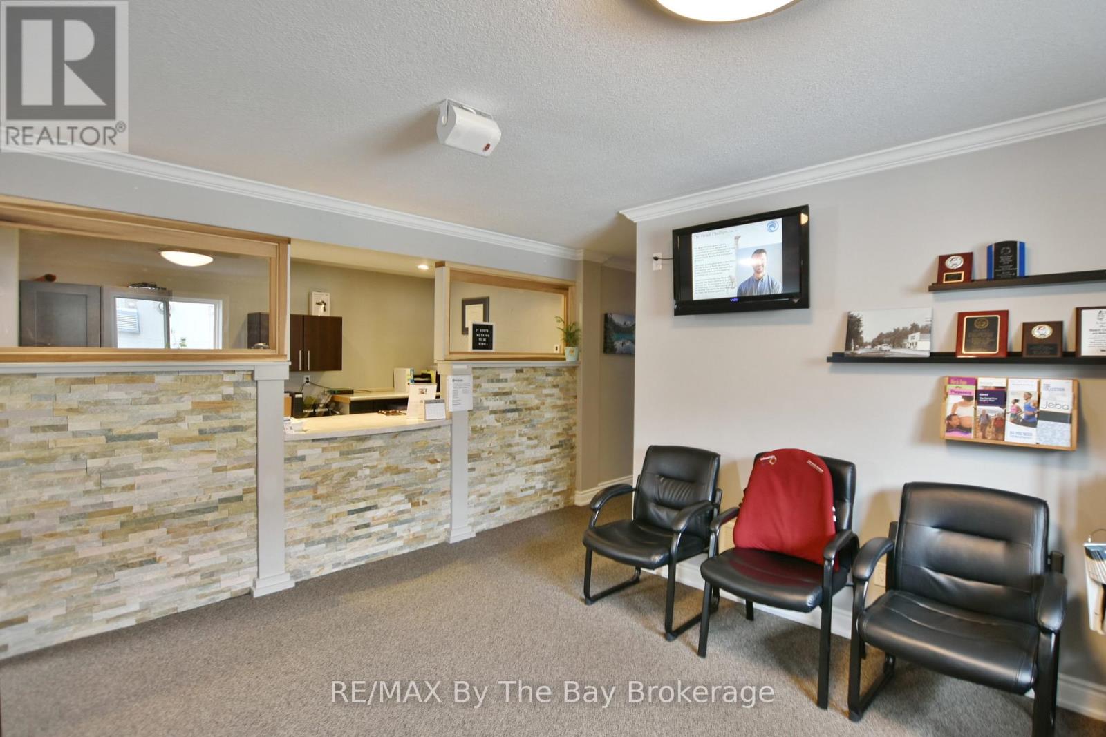 1535 Mosley Street, Wasaga Beach, Ontario L9Z 2B7 - Photo 11 - S13236818