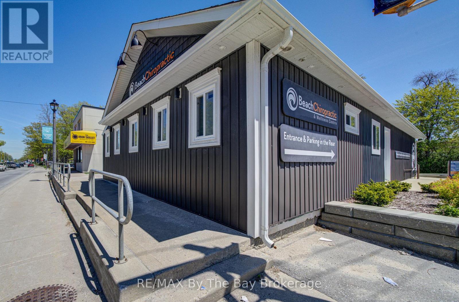 1535 Mosley Street, Wasaga Beach, Ontario L9Z 2B7 - Photo 33 - S13236818