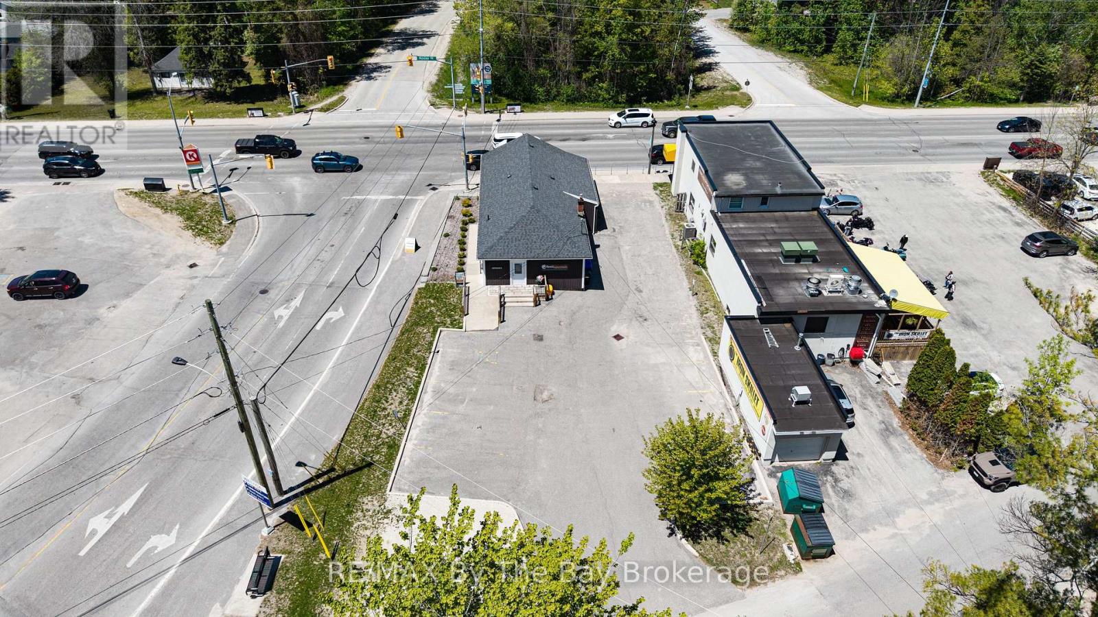 1535 Mosley Street, Wasaga Beach, Ontario L9Z 2B7 - Photo 38 - S13236818