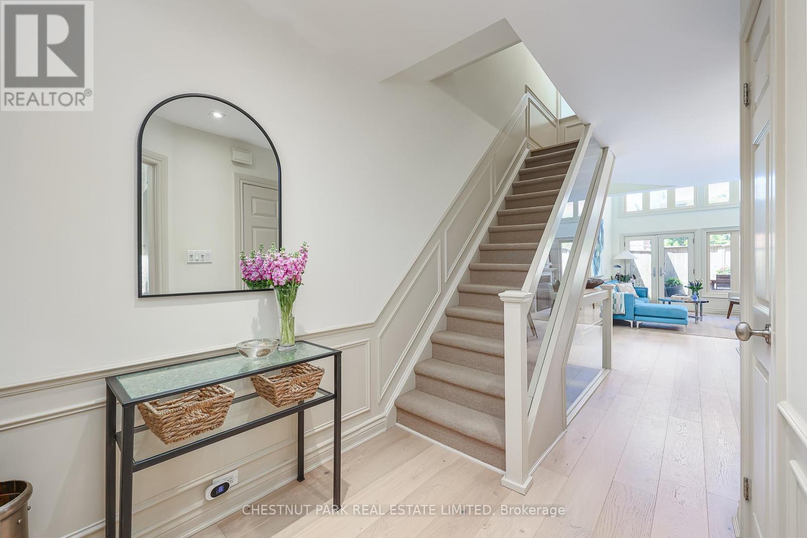 60 Alcorn Avenue, Toronto, Ontario  M4V 1E4 - Photo 3 - C13236798