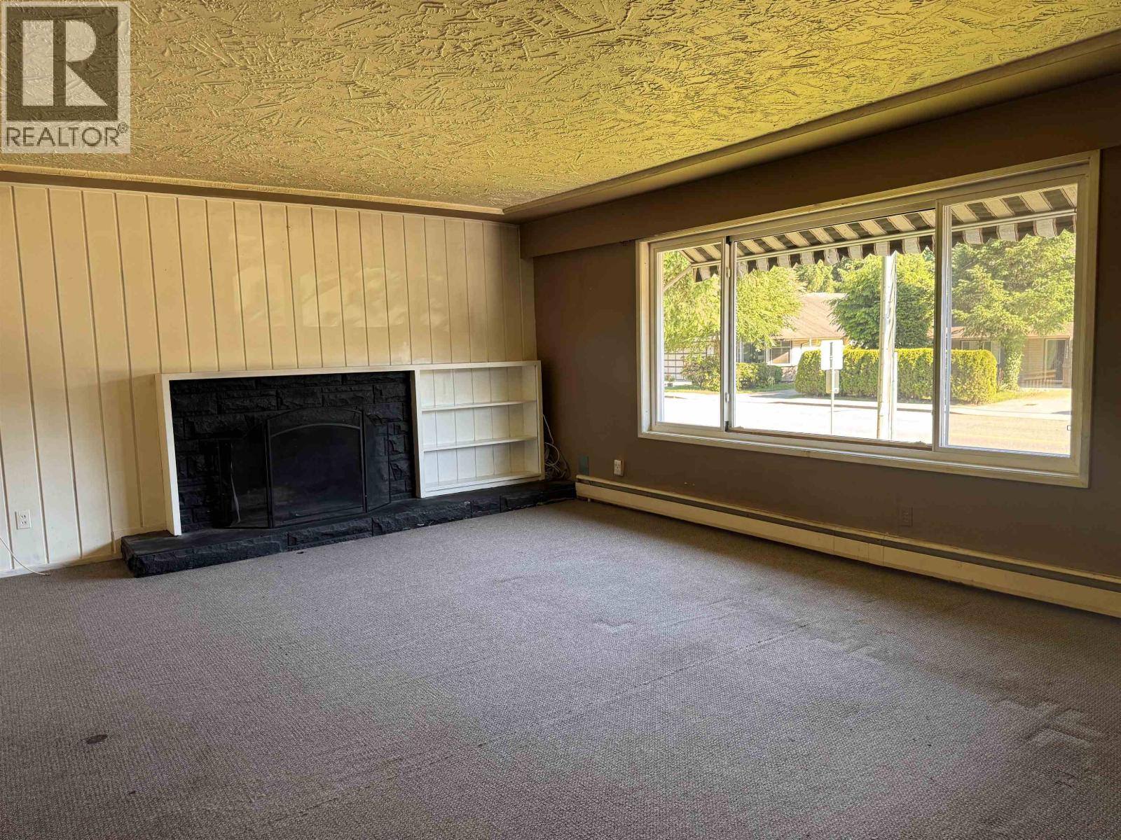 21729 124 Avenue, Maple Ridge, British Columbia  V2X 4H6 - Photo 2 - R3130121