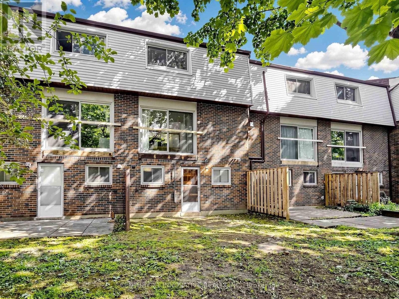28 - 2020 Pharmacy Avenue, Toronto, Ontario  M1T 1H8 - Photo 35 - E13236676