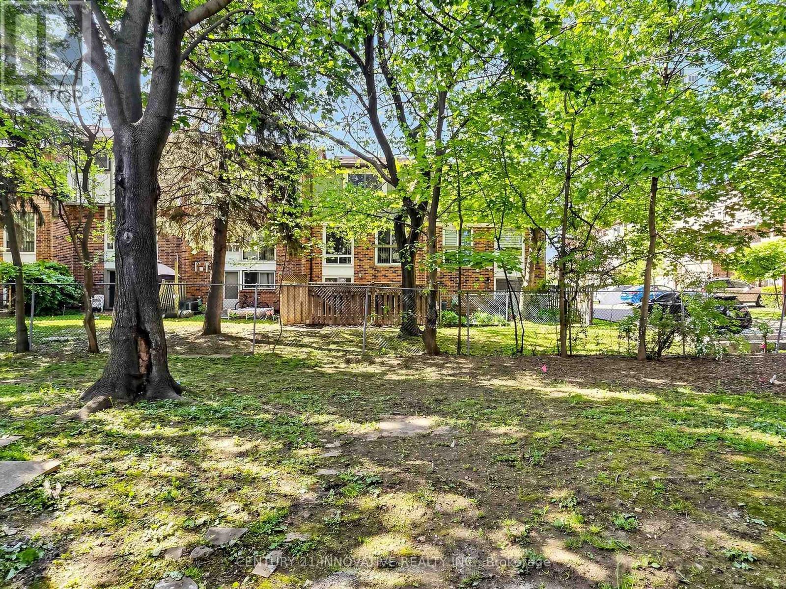 28 - 2020 Pharmacy Avenue, Toronto, Ontario  M1T 1H8 - Photo 40 - E13236676