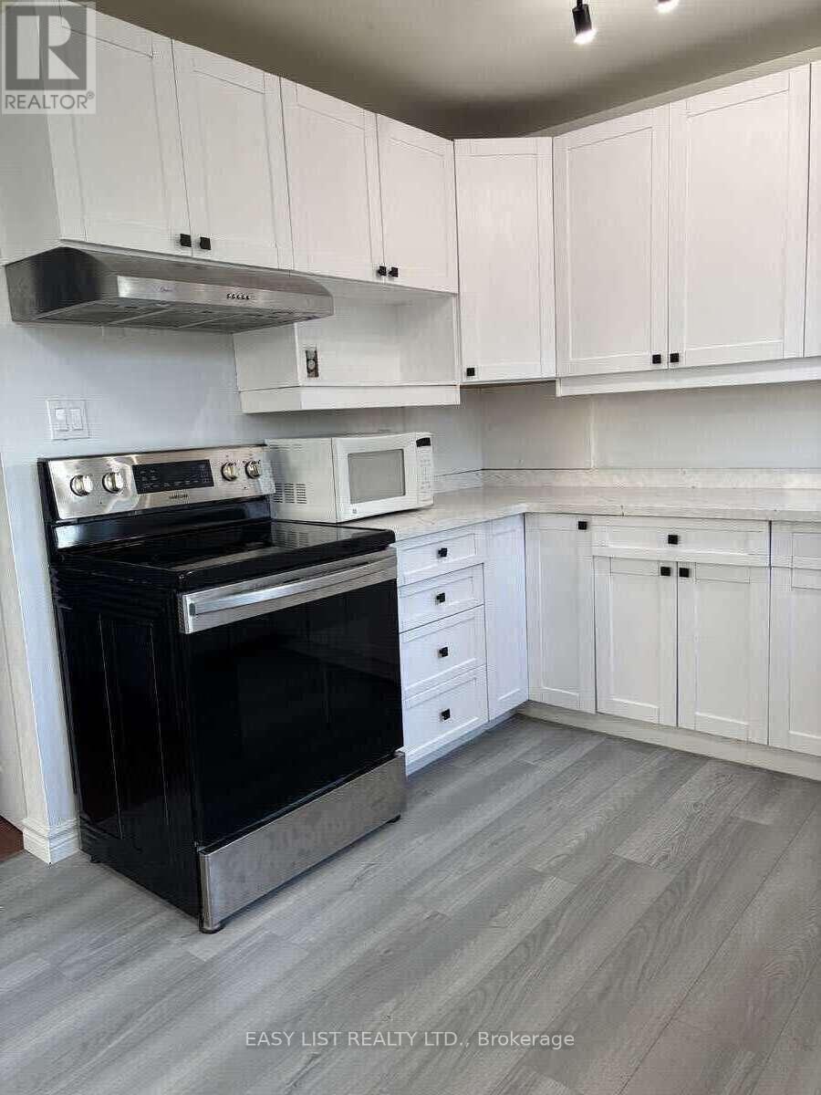 138 Taunton Road W, Oshawa, Ontario  L1G 3T3 - Photo 11 - E13236684