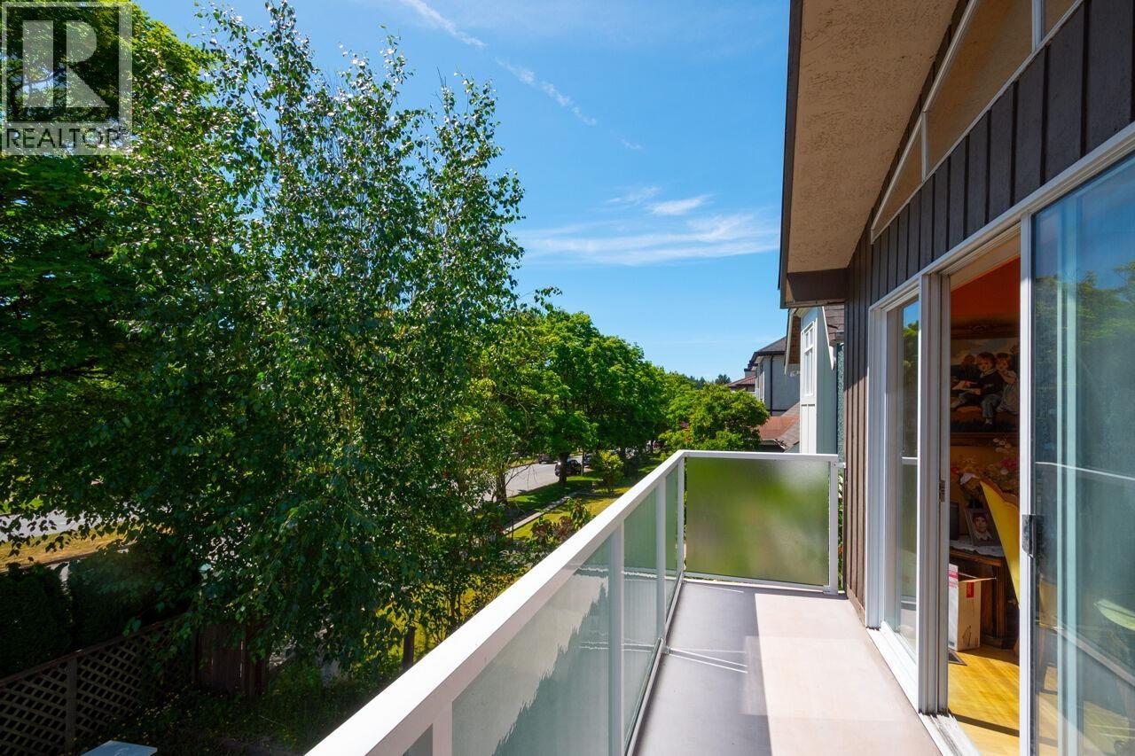 4131 W 16th Avenue, Vancouver, British Columbia  V6R 3E4 - Photo 2 - R3131799