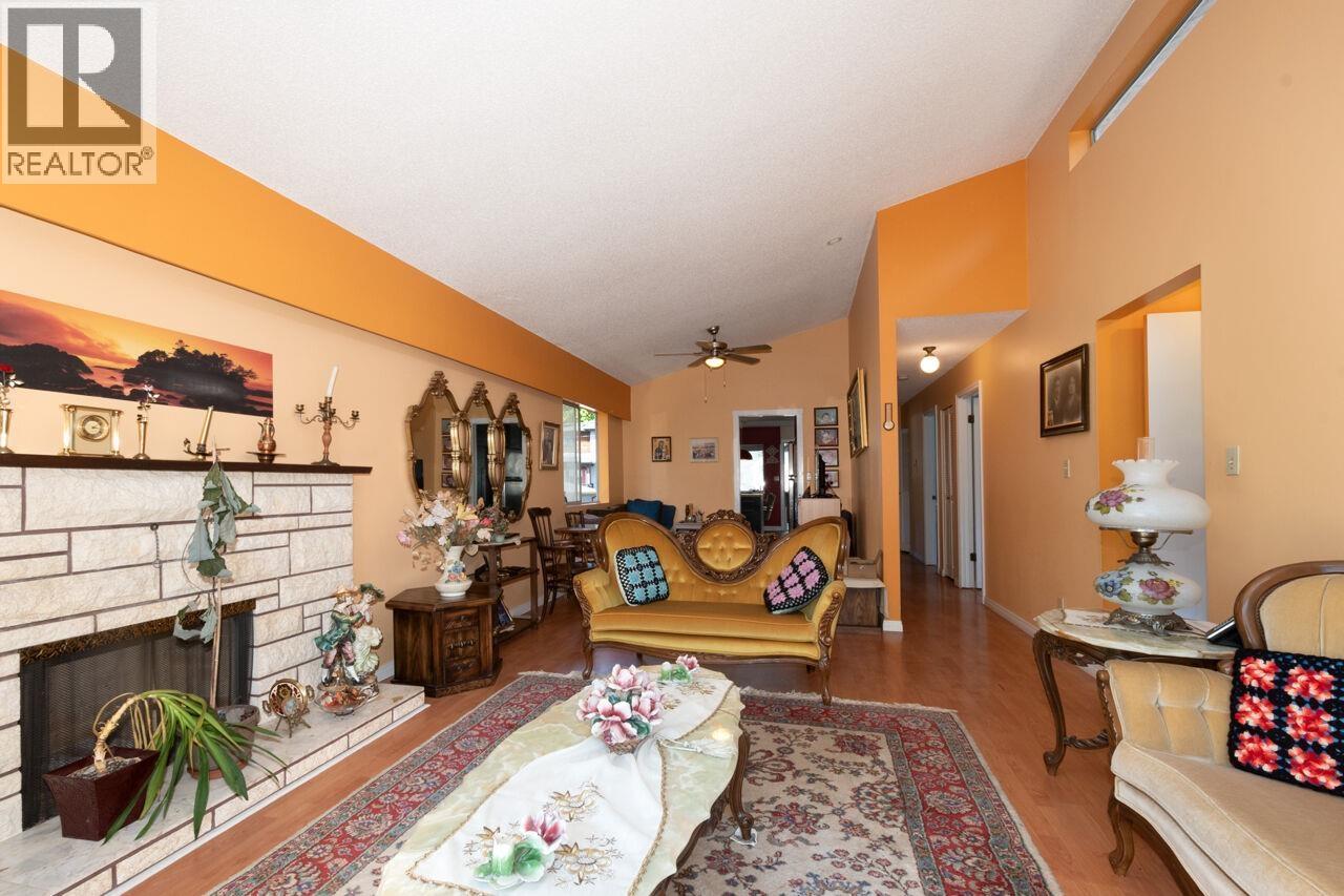 4131 W 16th Avenue, Vancouver, British Columbia  V6R 3E4 - Photo 3 - R3131799