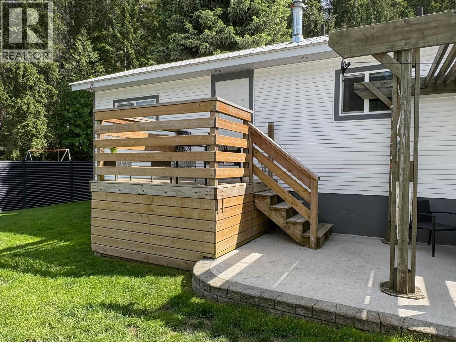 3063 Hornsberger Road Unit# 6, Salmon Arm, British Columbia V1E 4M1 - Photo 15 - 10378120