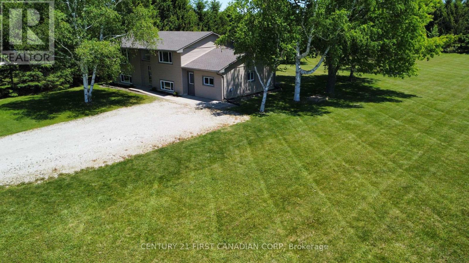 70986 B Line, Lambton Shores, Ontario  N0M 1T0 - Photo 45 - X13009608