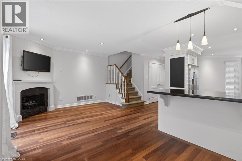 2065 Sixth Line Unit# 11, Oakville, Ontario  L6H 5R8 - Photo 14 - 40836289
