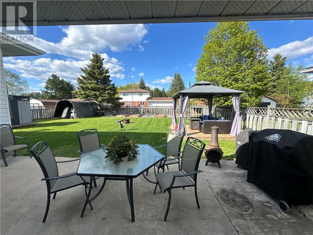 173 Hanna Avenue, Capreol, Ontario  P0M 1H0 - Photo 2 - 2128290