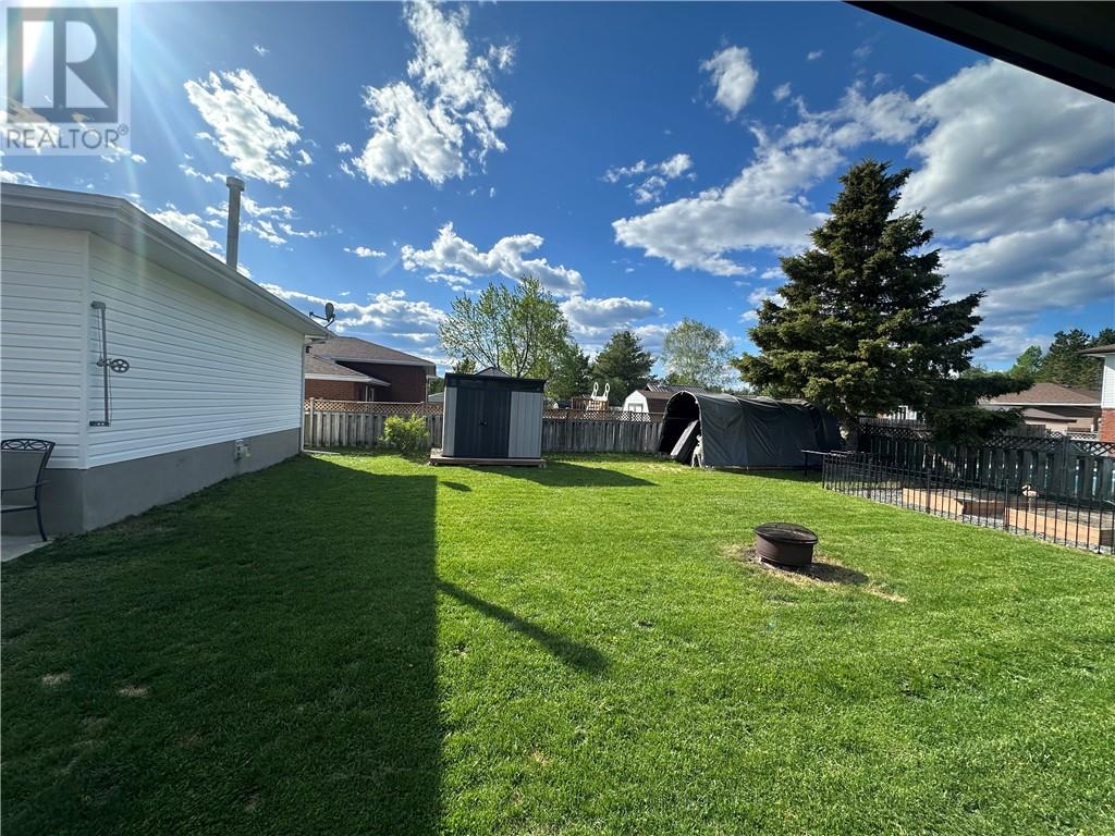 173 Hanna Avenue, Capreol, Ontario  P0M 1H0 - Photo 3 - 2128290