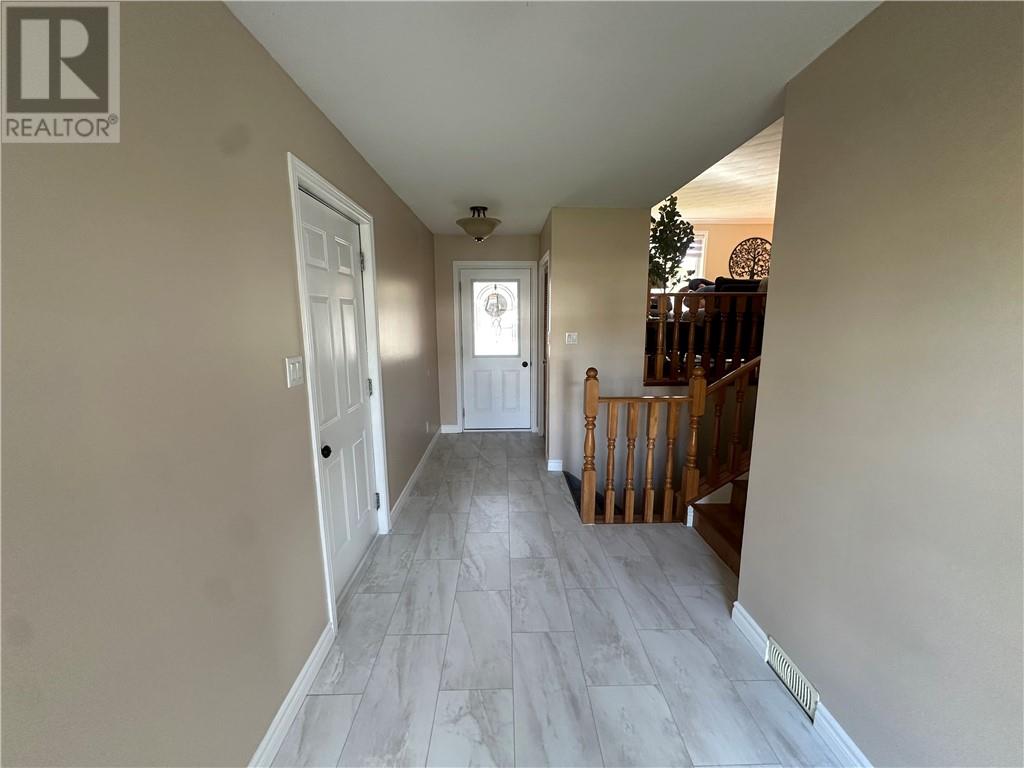 173 Hanna Avenue, Capreol, Ontario  P0M 1H0 - Photo 7 - 2128290