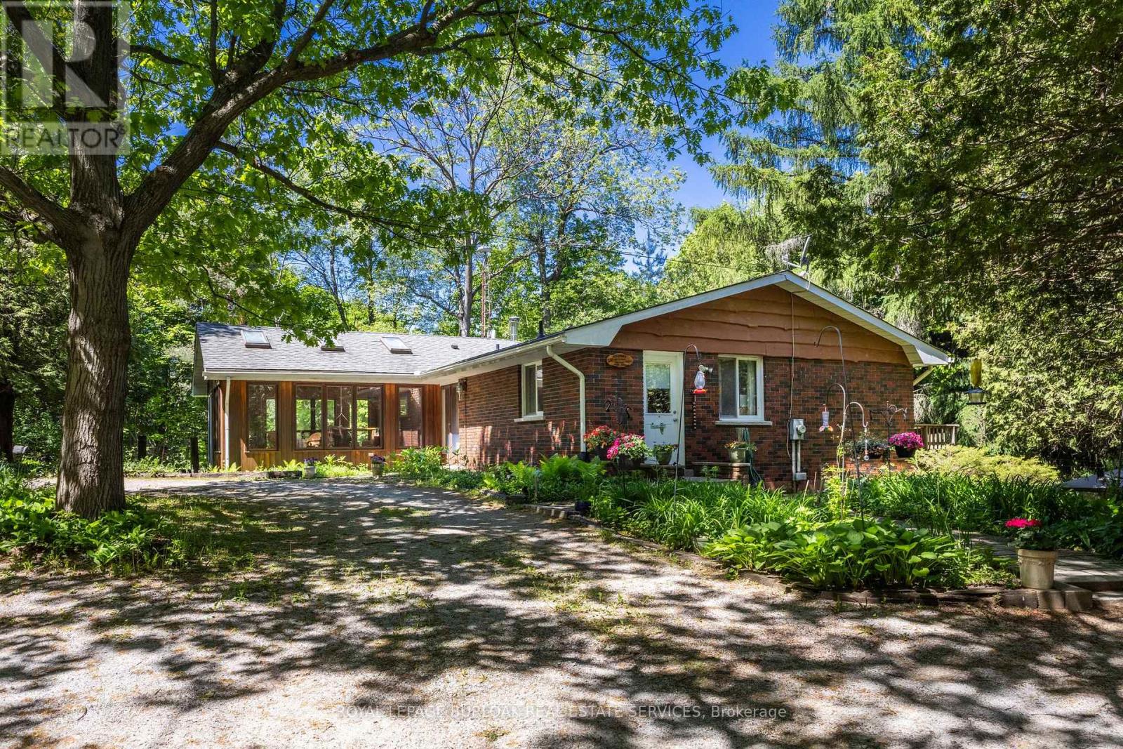 1265 Britannia Road, Burlington, Ontario  L7P 0E7 - Photo 1 - W13236662