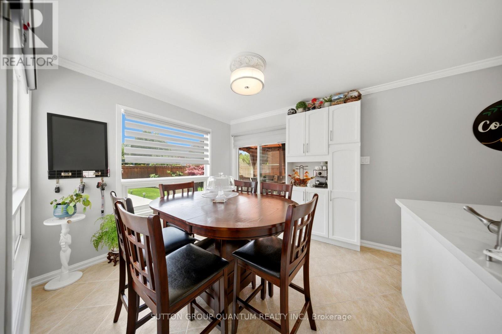 276 Lech Walesa Drive, Mississauga, Ontario  L5B 3W6 - Photo 15 - W13236678