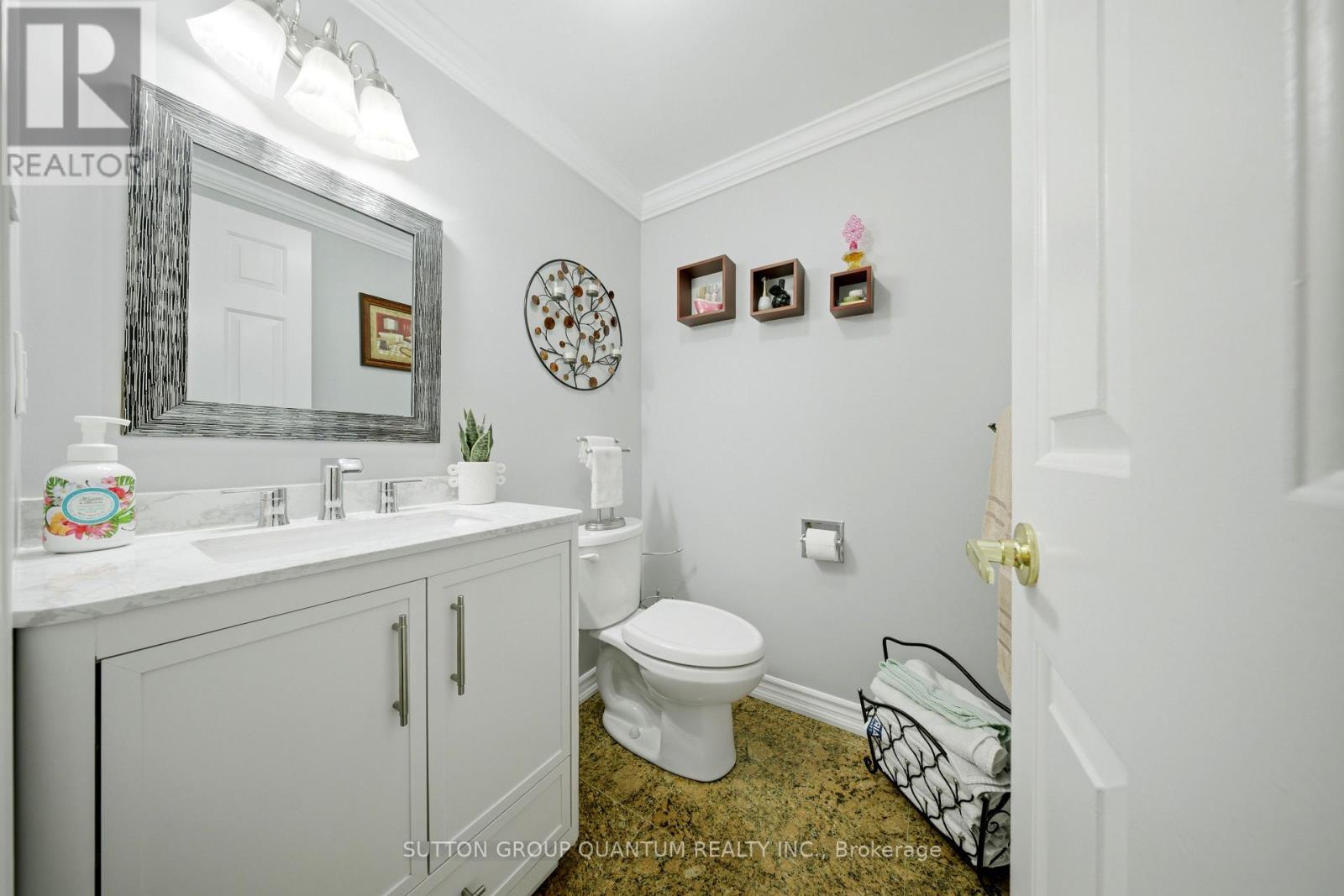 276 Lech Walesa Drive, Mississauga, Ontario  L5B 3W6 - Photo 18 - W13236678
