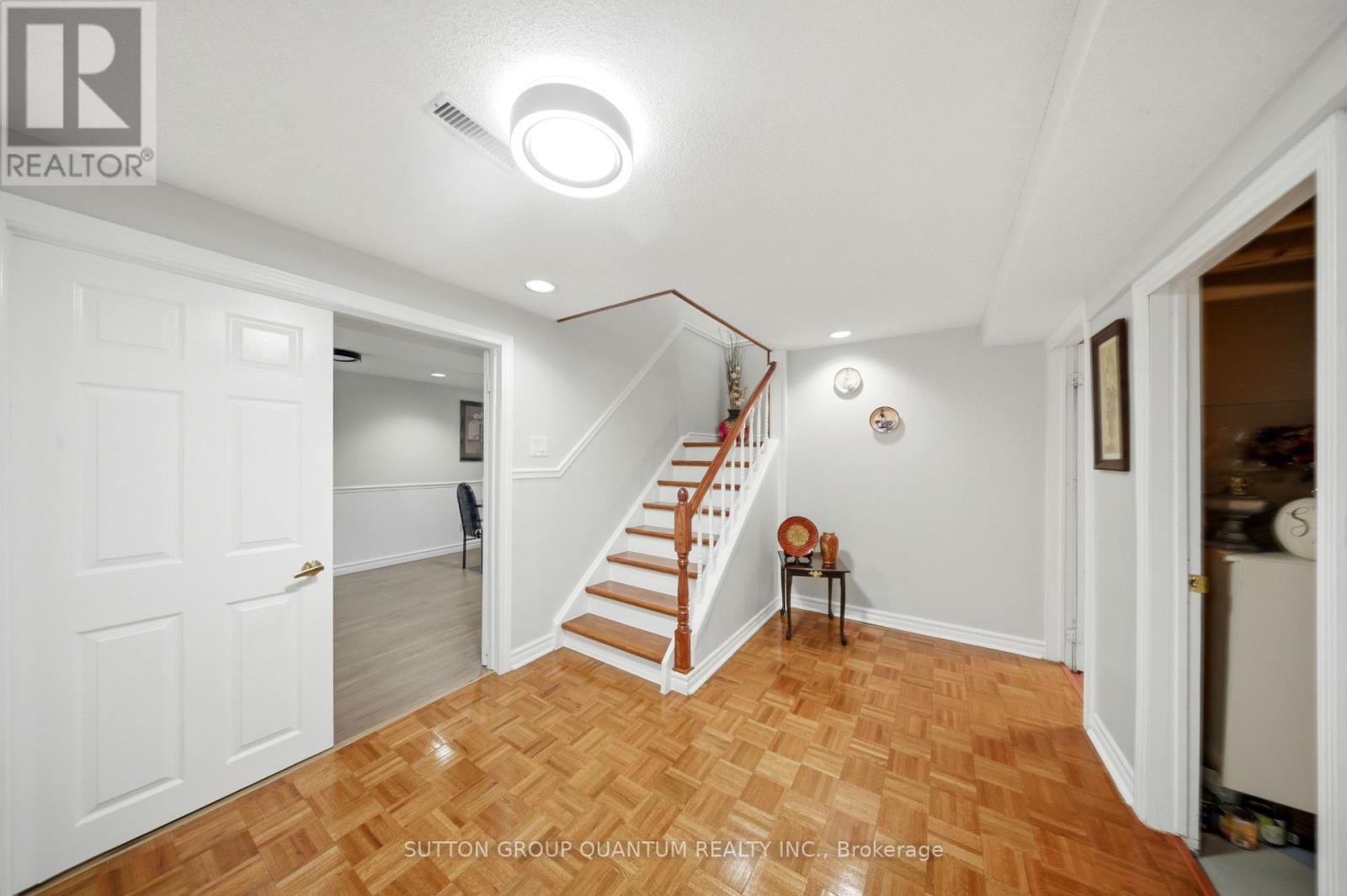 276 Lech Walesa Drive, Mississauga, Ontario  L5B 3W6 - Photo 30 - W13236678