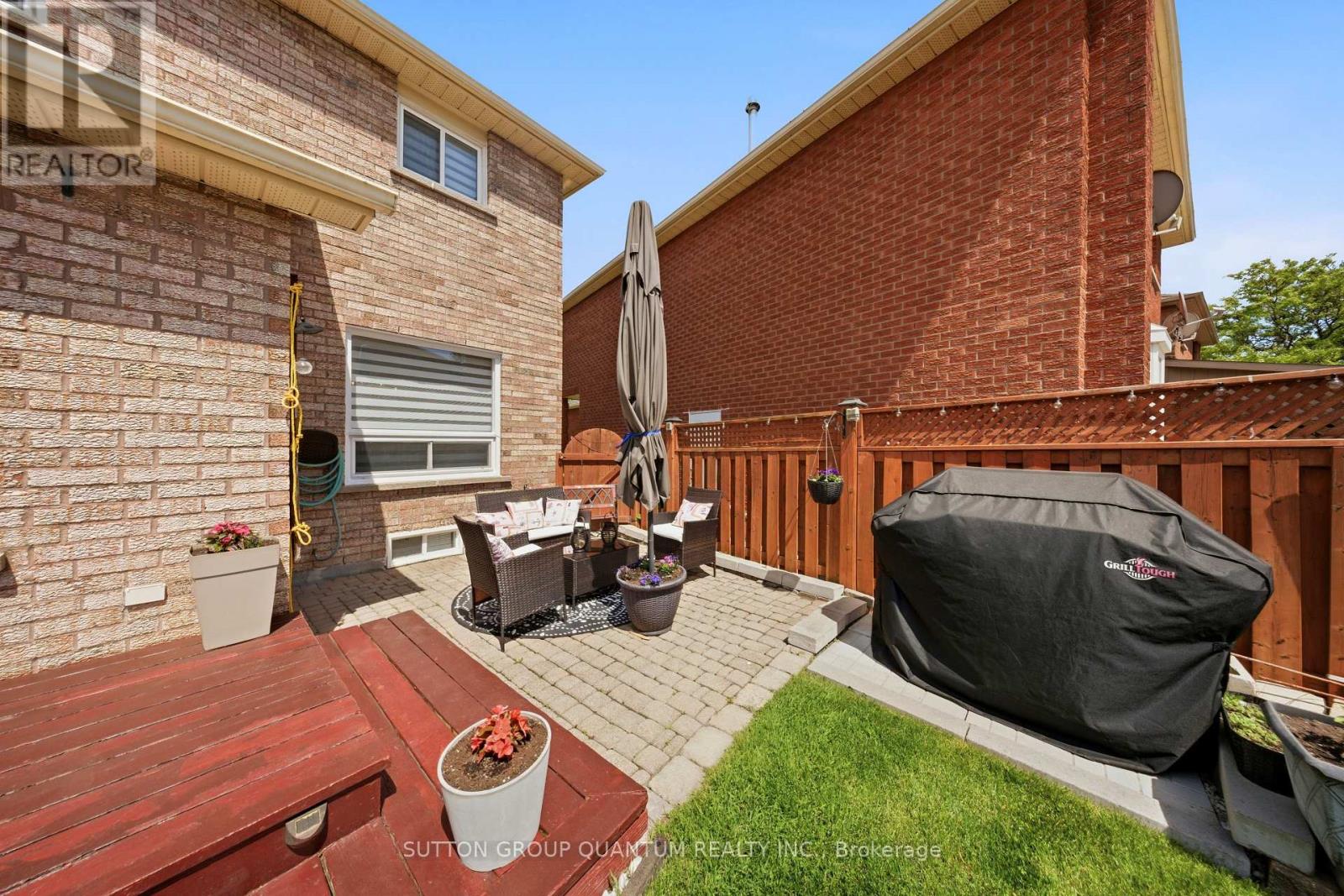 276 Lech Walesa Drive, Mississauga, Ontario  L5B 3W6 - Photo 42 - W13236678