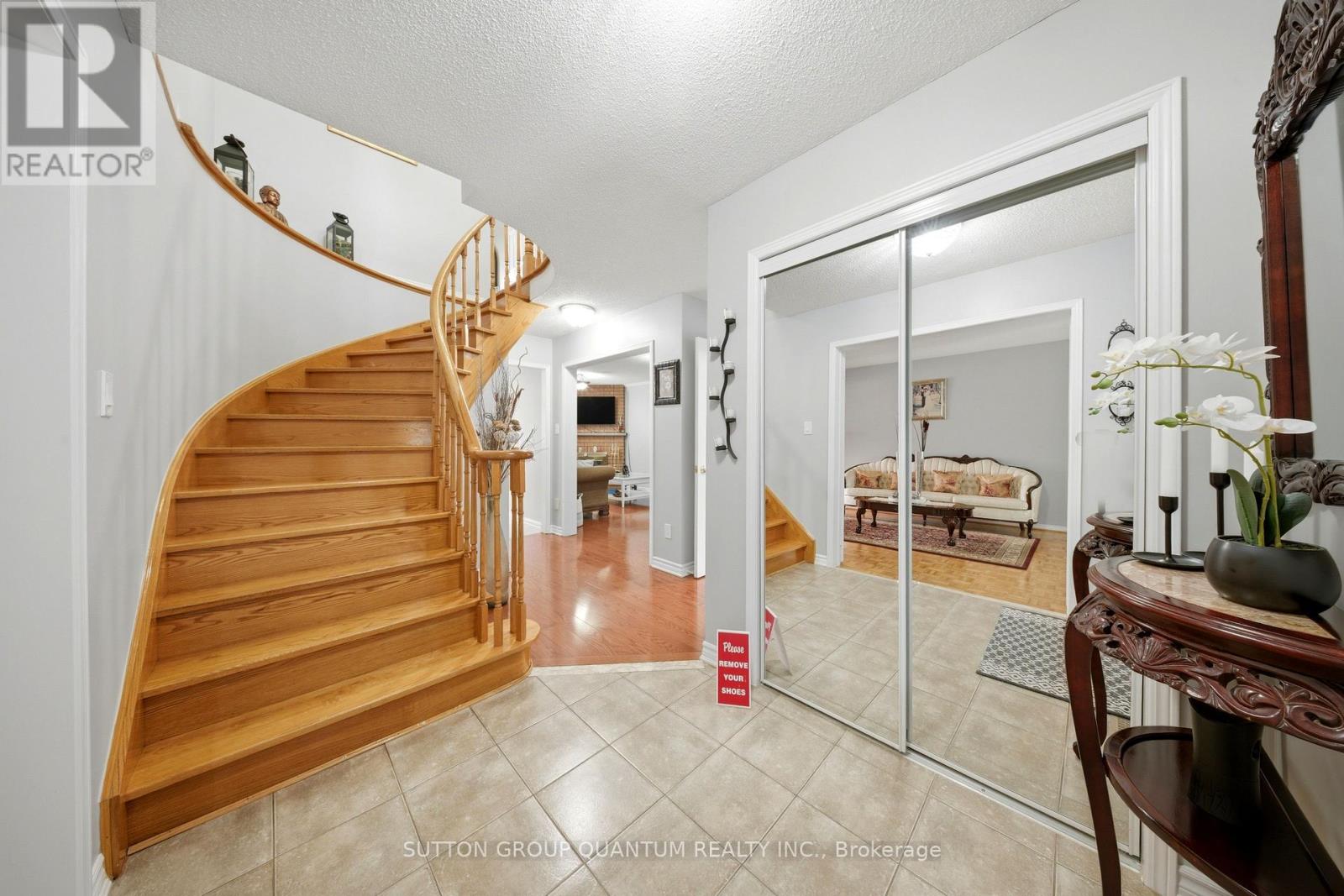 276 Lech Walesa Drive, Mississauga, Ontario  L5B 3W6 - Photo 5 - W13236678