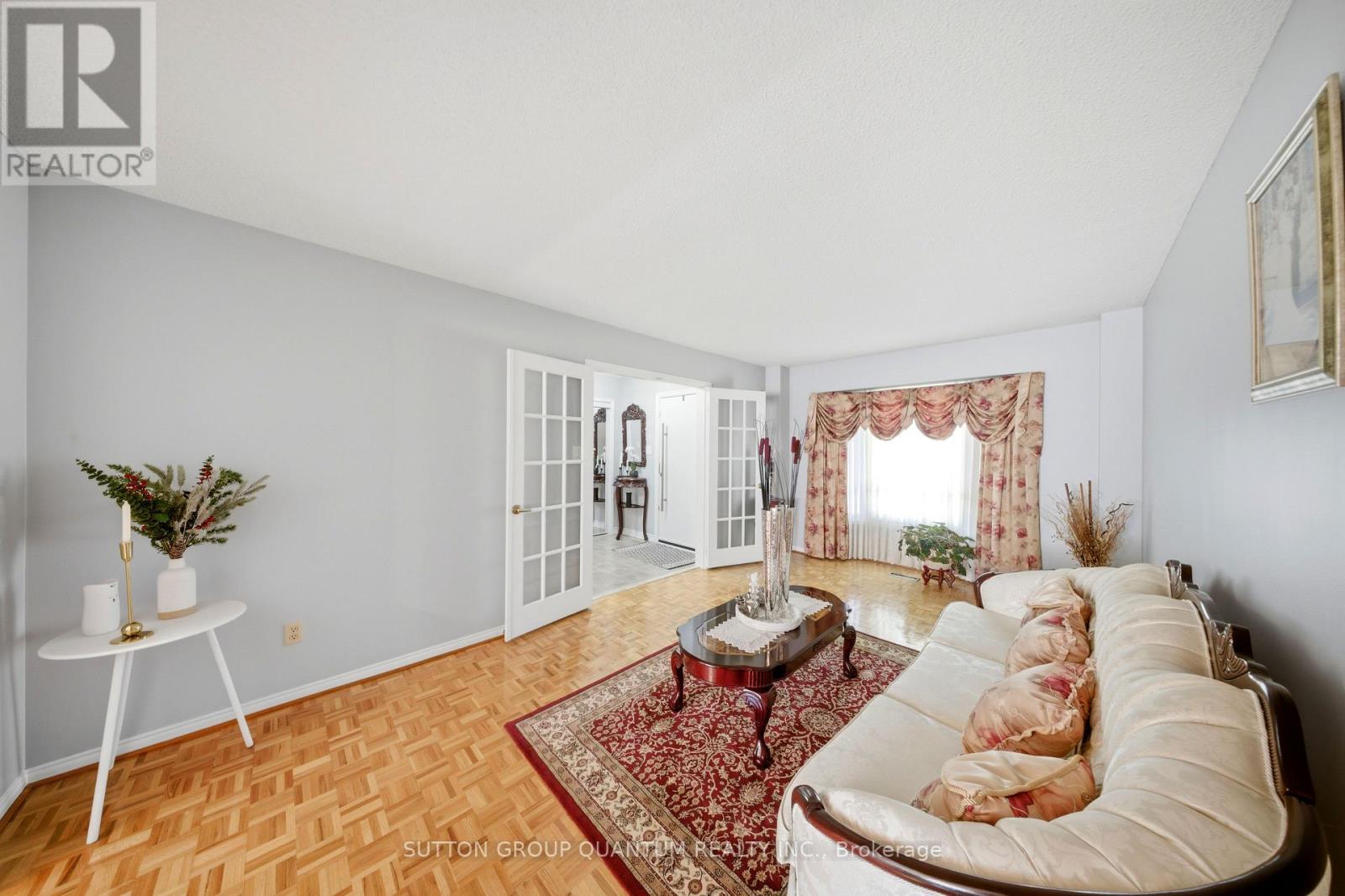 276 Lech Walesa Drive, Mississauga, Ontario  L5B 3W6 - Photo 7 - W13236678