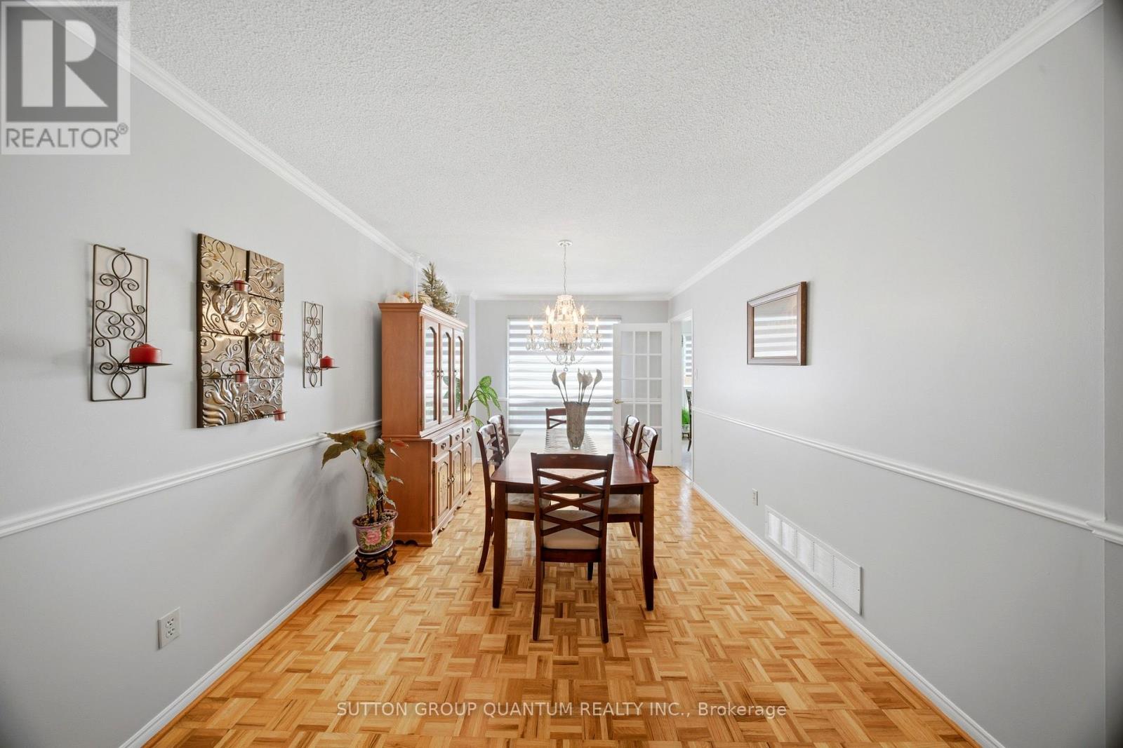 276 Lech Walesa Drive, Mississauga, Ontario  L5B 3W6 - Photo 9 - W13236678