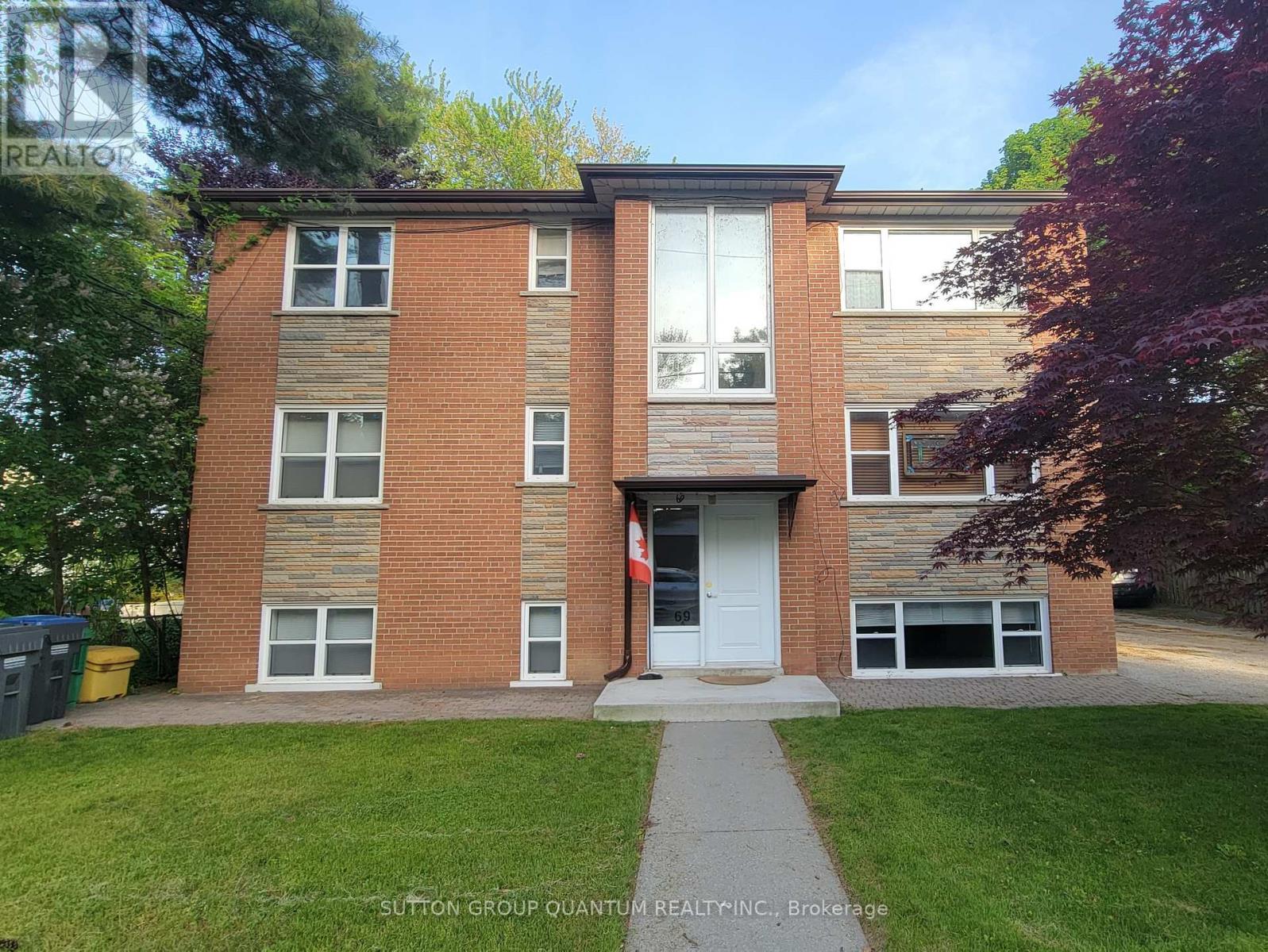 69 High Street W, Mississauga, Ontario  L5H 1K1 - Photo 10 - W13236680
